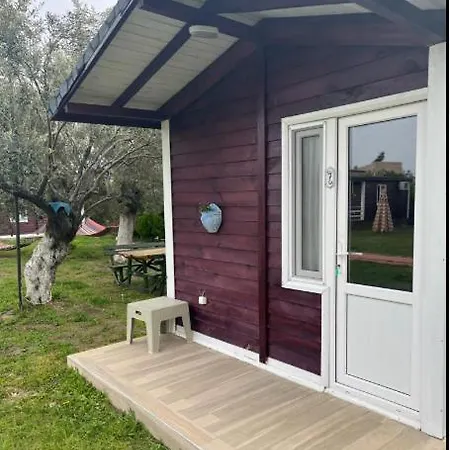 Feslegen Bungalow Kucukkuyu